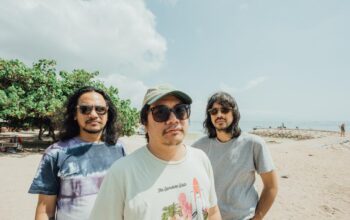 Kelompok Penerbang Roket Gambarkan Filosofi Perjalanan Band dalam Rilis Album Baru Berjudul KOMA