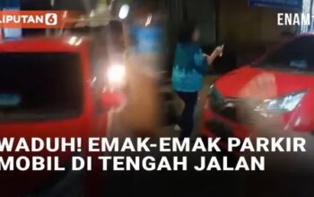 VIDEO: Emak-Emak Parkir Mobil di Tengah Jalan, Panik Usai Bikin Macet