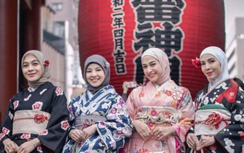 Potret Geng Ranayu Liburan ke Jepang, Tampil Anggun Pakai Kimono