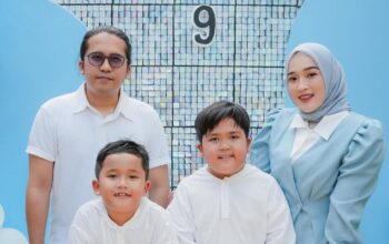 7 Potret Ririe Fairus dan Mantan Suami Setelah Ayus Nikahi Nissa Sabyan, Kompak