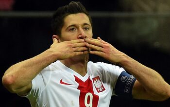 Nyaris Gabung Manchester United, Robert Lewandowski Ungkap Alasan Batal Berlabuh di Old Trafford