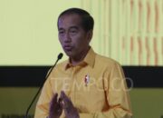 Bahlil Sebut Pengurus Partai di Daerah Dorong Jokowi Masuk Golkar