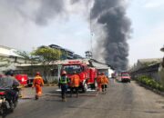 Hari Keempat Usai Kebakaran Pabrik Pakan Ternak di Bekasi Masih Terdapat Titik Api