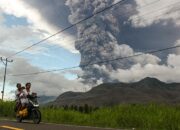 Gunung Meletus di Indonesia Hingga November 2024