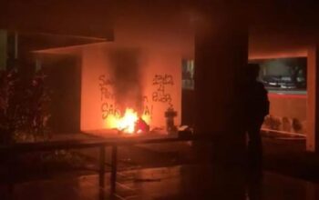 Kisruh di Unhas: Gedung FIB Dibakar, Pelecehan Seksual Dosen, dan Pemberhentian Mahasiswa