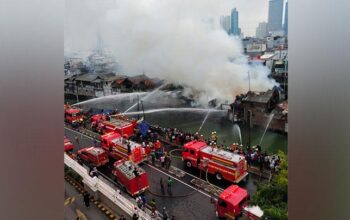 Kebakaran di Tanah Abang, Perjalanan KRL Sempat Terganggu