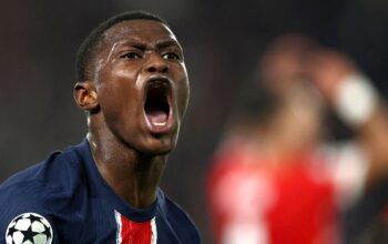 Bek Portugal Pikirkan Masa Depan di PSG, Manchester United Intip Peluang