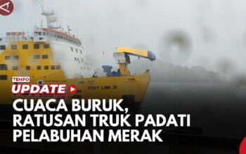 Cuaca Buruk di Selat Sunda, Ratusan Truk Padati Pelabuhan Merak